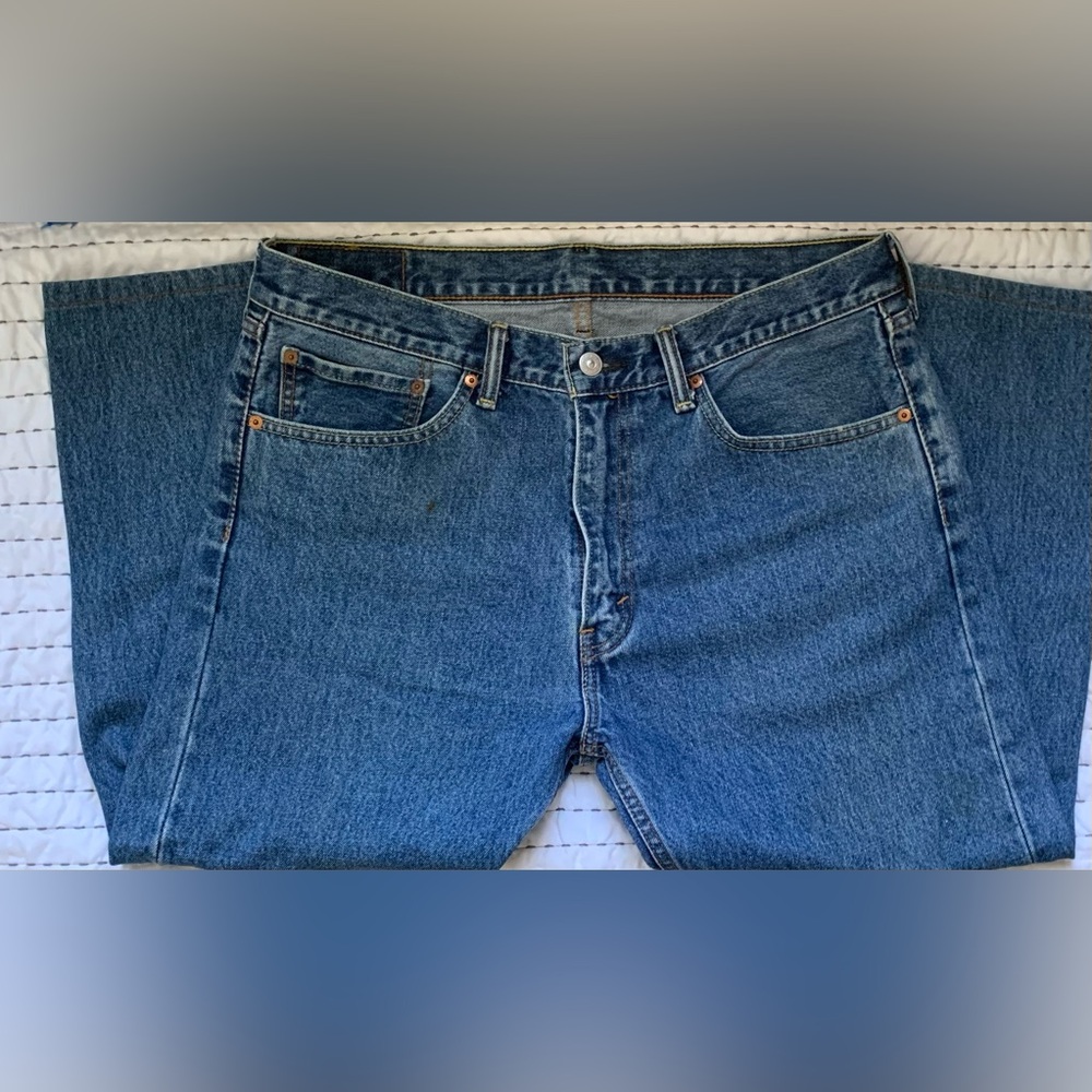 Levi’s 505 36x30(22) hemmed to 36x22 Good Condition Cropped - Picture 2 of 6